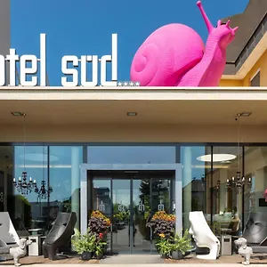Sued Отель
